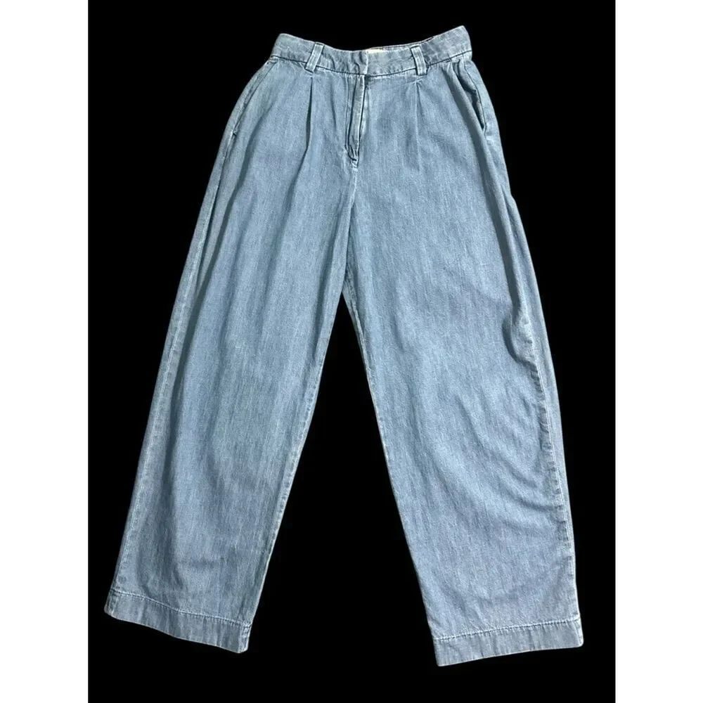 Old Navy Light Wash Denim Wide-Leg Pants size 2